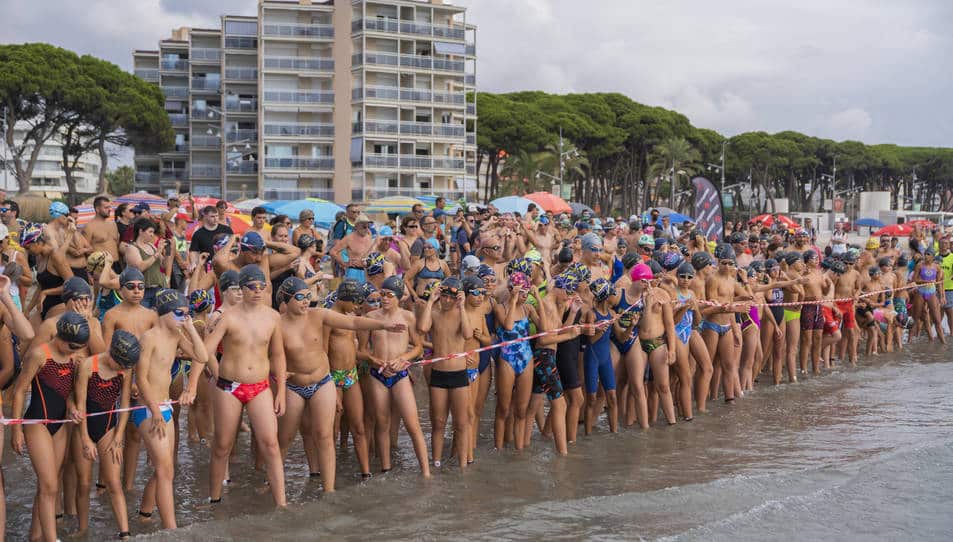 AAOO – JOAN ROCA I AIDA BERTRAN GUANYEN LA XXXV TRAVESSIA A LA PLATJA DE LA PINEDA