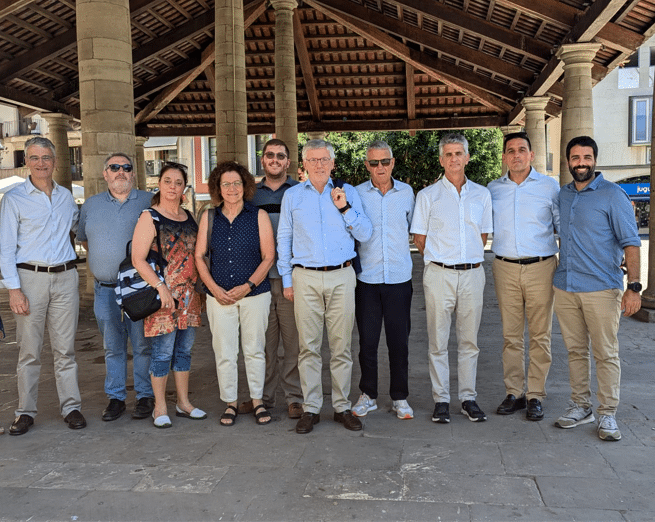 La Junta directiva visita el Club Natació Granollers i exploren els llocs més icònics de la ciutat